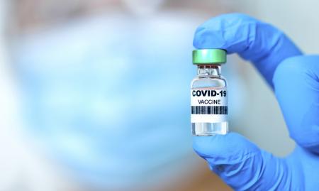Current COVID-19 vaccines are safe for those with allergies
